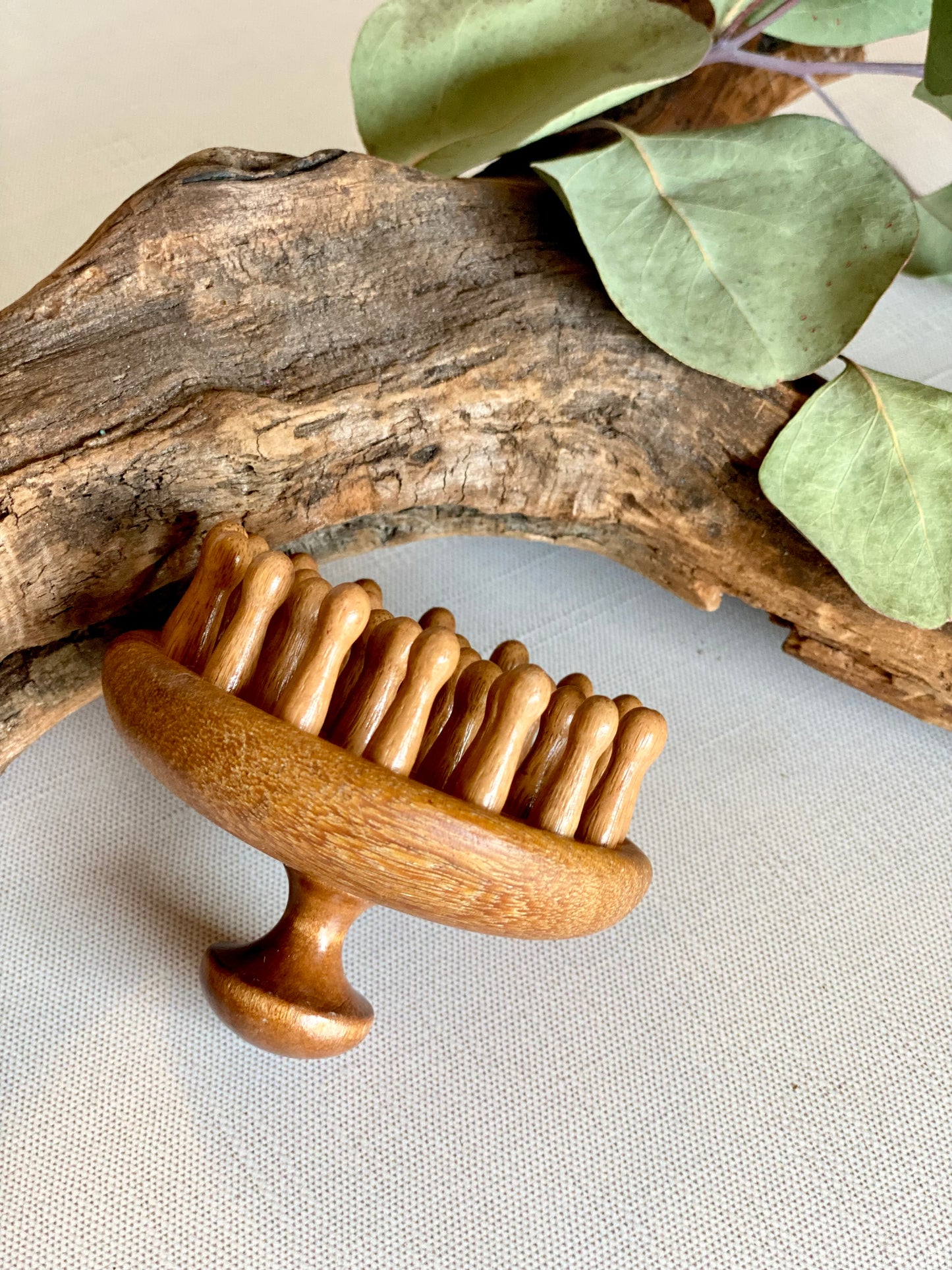 Rosewood Scalp Massager