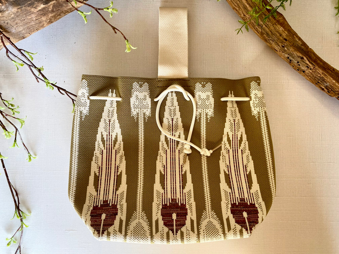 Retro Drawstring Handbag