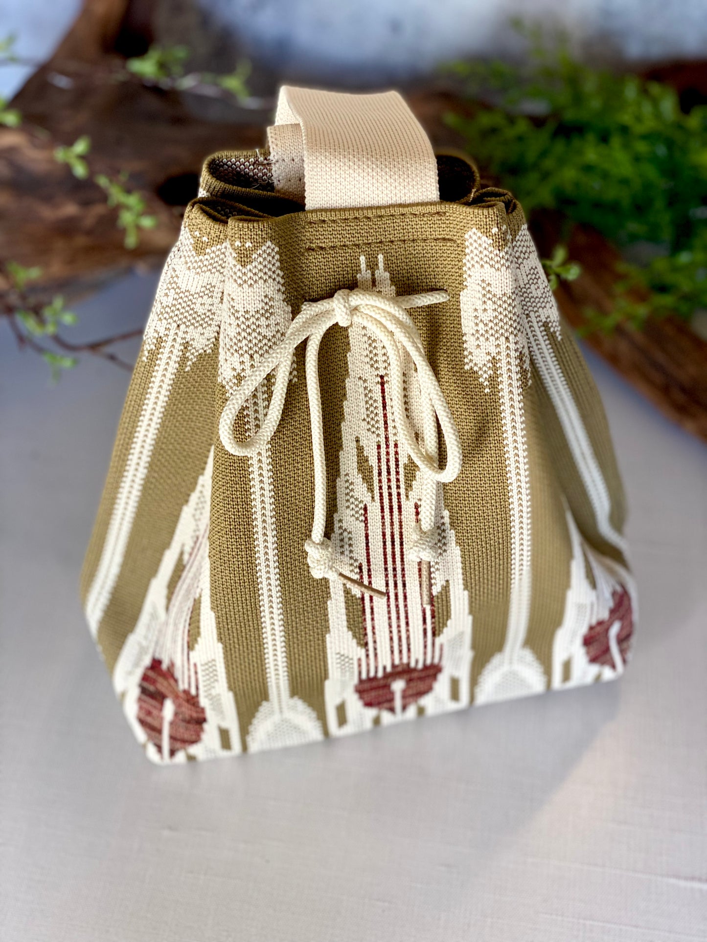 Retro Drawstring Handbag
